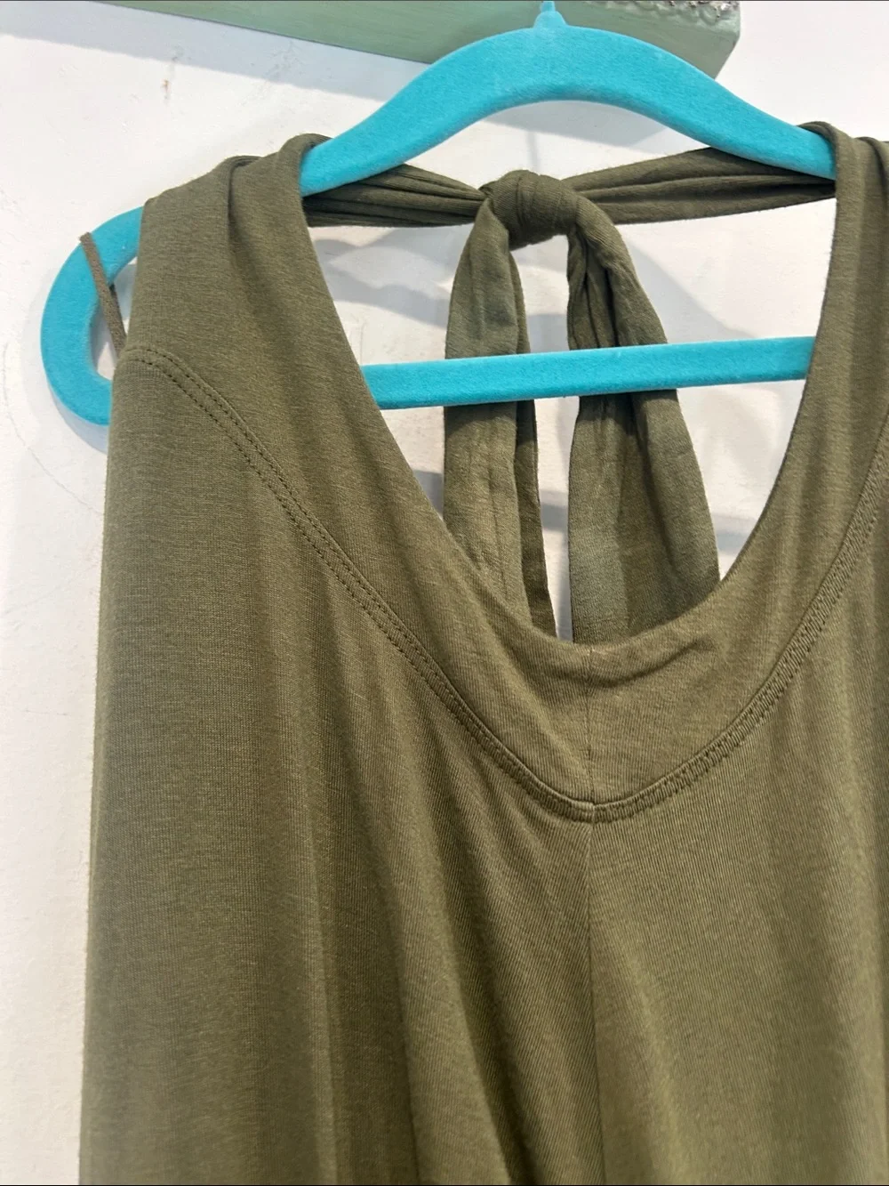 Free People Olive halter neck Green Tank Top with Tie Back medium women’s new